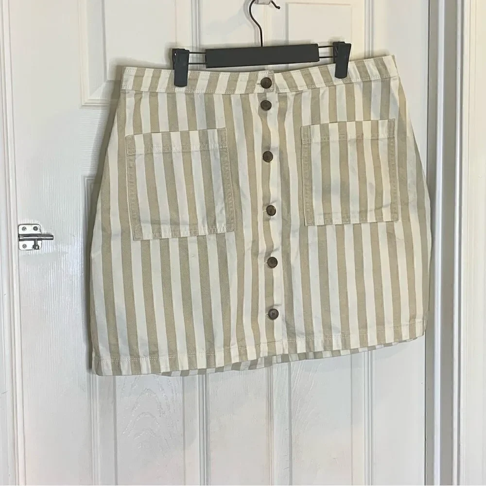 Old Navy size 16